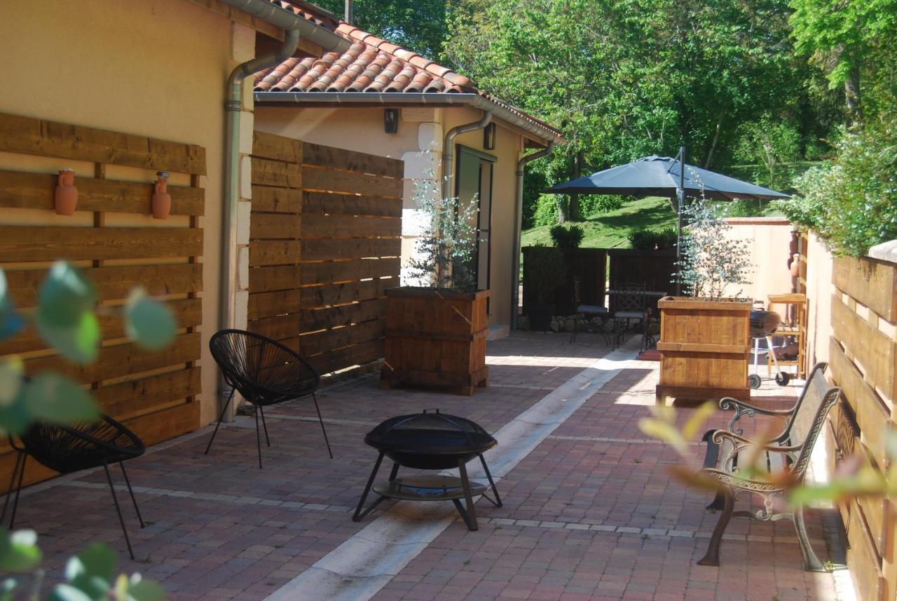Bed and Breakfast Au son de l Angélus Moncrabeau Exterior foto